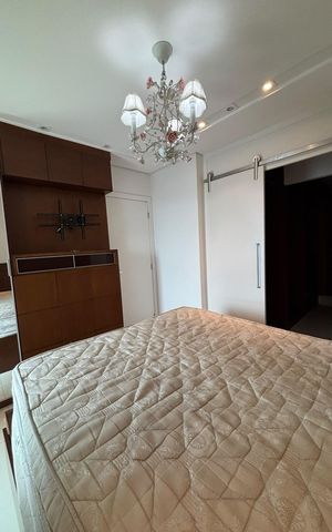 Apartamento à venda com 212m², 3 quartos e 4 vagas Apartamento à venda com 212m², 3 quartos e 4 vagasQuarto