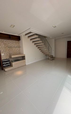 Apartamento à venda com 212m², 3 quartos e 4 vagas Apartamento à venda com 212m², 3 quartos e 4 vagasSala