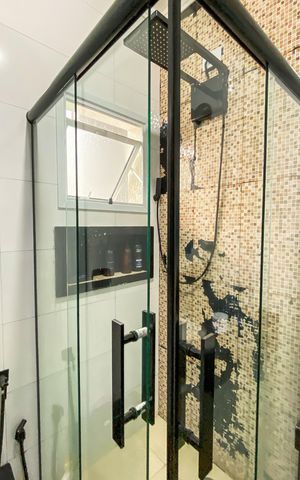 Casa à venda com 126m², 3 quartos e 2 vagas Casa à venda com 126m², 3 quartos e 2 vagasBanheiro da Suíte