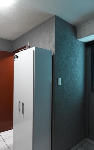 Casa à venda com 240m², 4 quartos e 2 vagasSuíte externa