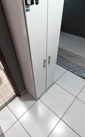 Casa à venda com 240m², 4 quartos e 2 vagasSuíte externa