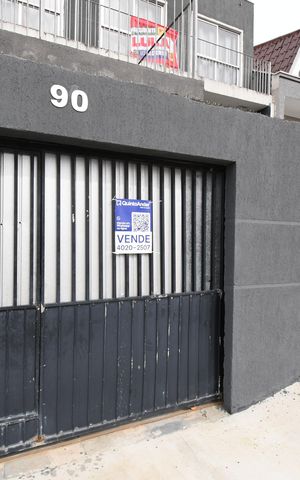 Casa à venda com 240m², 4 quartos e 2 vagasPlaca