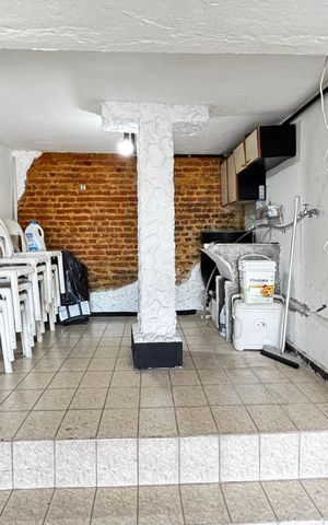 Casa para alugar com 105m², 2 quartos e 1 vaga Casa para alugar com 105m², 2 quartos e 1 vagaQuintal