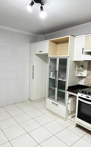 Casa para alugar com 105m², 2 quartos e 1 vaga Casa para alugar com 105m², 2 quartos e 1 vagaCozinha