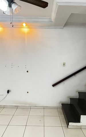 Casa para alugar com 105m², 2 quartos e 1 vaga Casa para alugar com 105m², 2 quartos e 1 vagaSala