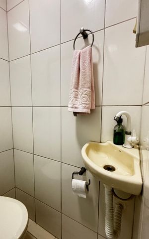 Casa para alugar com 105m², 2 quartos e 1 vaga Casa para alugar com 105m², 2 quartos e 1 vagaQuintal - Banheiro