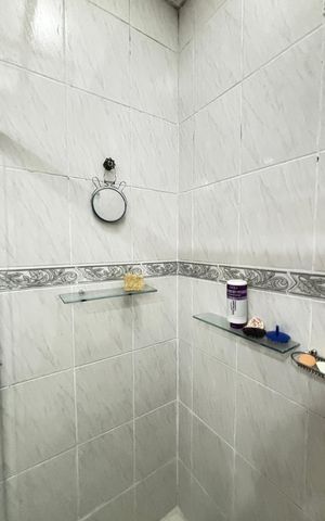 Casa para alugar com 105m², 2 quartos e 1 vaga Casa para alugar com 105m², 2 quartos e 1 vagaBanheiro