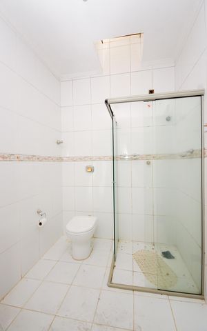 Casa para alugar com 170m², 3 quartos e 3 vagasBanheiro Social