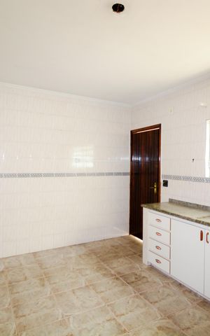 Casa para alugar com 170m², 3 quartos e 3 vagasCozinha