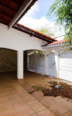 Casa para alugar com 170m², 3 quartos e 3 vagasGaragem