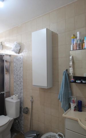 Casa à venda com 144m², 3 quartos e 2 vagasBanheiro social 