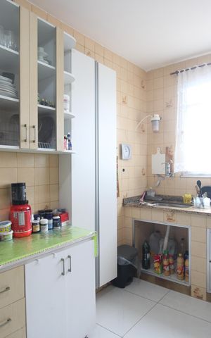 Casa à venda com 144m², 3 quartos e 2 vagasCozinha