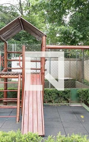 Apartamento à venda com 48m², 2 quartos e 1 vaga Apartamento à venda com 48m², 2 quartos e 1 vagaÁrea comum - Playground