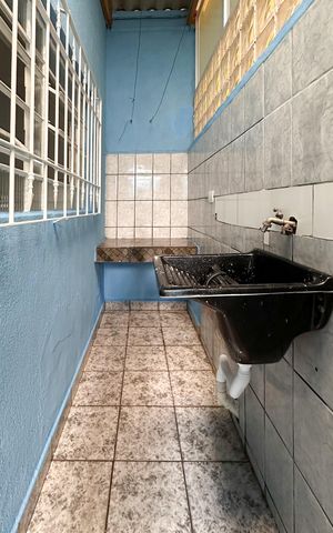 Casa para alugar com 120m², 2 quartos e 2 vagas Casa para alugar com 120m², 2 quartos e 2 vagasÁrea de Serviço