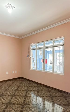 Casa para alugar com 120m², 2 quartos e 2 vagas Casa para alugar com 120m², 2 quartos e 2 vagasSala