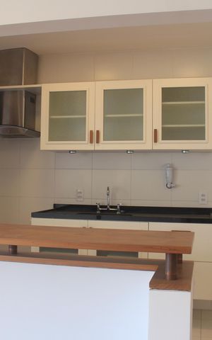 Apartamento para alugar com 88m², 2 quartos e 2 vagasCozinha