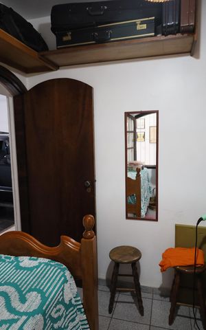 Casa à venda com 325m², 6 quartos e 4 vagasQuarto 6
