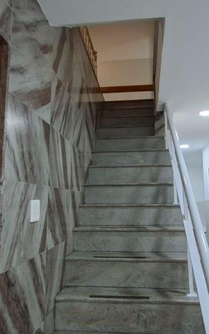Casa à venda com 264m², 7 quartos e sem vaga