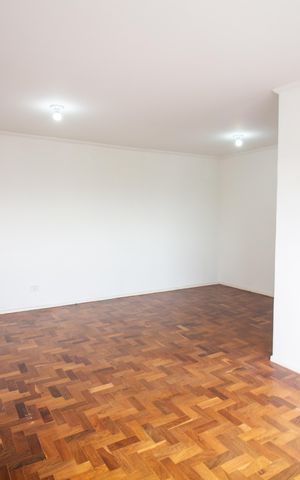 Apartamento à venda com 103m², 3 quartos e 1 vaga Apartamento à venda com 103m², 3 quartos e 1 vagaSala