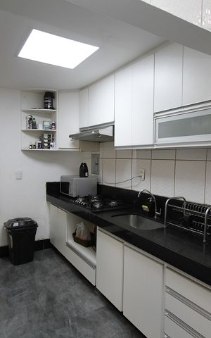 Apartamento à venda com 75m², 2 quartos e 1 vagaCozinha