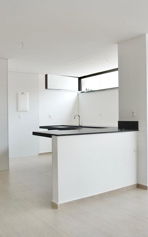 Apartamento à venda com 109m², 3 quartos e 2 vagas Apartamento à venda com 109m², 3 quartos e 2 vagasCozinha