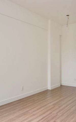 Apartamento à venda com 109m², 3 quartos e 2 vagas Apartamento à venda com 109m², 3 quartos e 2 vagasSuíte