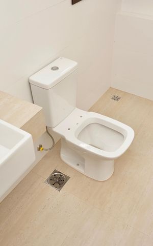 Apartamento à venda com 75m², 2 quartos e 2 vagas Apartamento à venda com 75m², 2 quartos e 2 vagasSuíte 1 - Banheiro