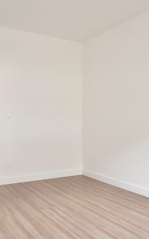 Apartamento à venda com 75m², 2 quartos e 2 vagas Apartamento à venda com 75m², 2 quartos e 2 vagasSuíte 2