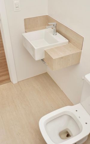 Apartamento à venda com 75m², 2 quartos e 2 vagas Apartamento à venda com 75m², 2 quartos e 2 vagasSuíte 1 - Banheiro