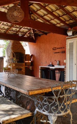 Casa à venda com 442m², 7 quartos e 2 vagas Casa à venda com 442m², 7 quartos e 2 vagasÁrea Gourmet