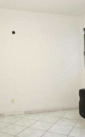 Casa à venda com 442m², 7 quartos e 2 vagas Casa à venda com 442m², 7 quartos e 2 vagasQuarto 4 (Casa 2)