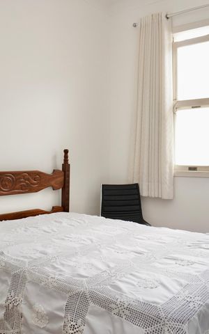 Casa à venda com 442m², 7 quartos e 2 vagas Casa à venda com 442m², 7 quartos e 2 vagasQuarto 3 (Casa 1)