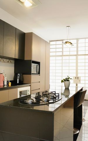 Casa à venda com 442m², 7 quartos e 2 vagas Casa à venda com 442m², 7 quartos e 2 vagasCozinha (Casa 1)