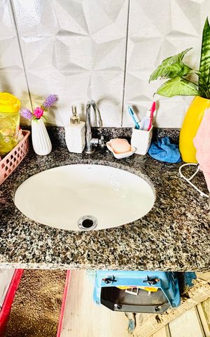 Apartamento à venda com 36m², 2 quartos e sem vaga Apartamento à venda com 36m², 2 quartos e sem vagaBanheiro