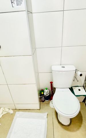 Apartamento à venda com 36m², 2 quartos e sem vaga Apartamento à venda com 36m², 2 quartos e sem vagaBanheiro