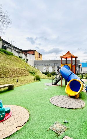 Apartamento à venda com 36m², 2 quartos e sem vaga Apartamento à venda com 36m², 2 quartos e sem vagaÁrea comum - Playground