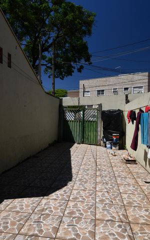 Casa à venda com 100m², 2 quartos e 2 vagasGaragem