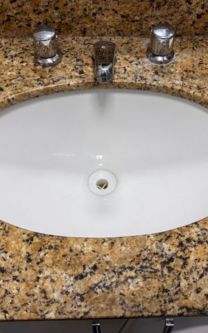 Apartamento para alugar com 68m², 2 quartos e 1 vaga Apartamento para alugar com 68m², 2 quartos e 1 vagaSuíte - Banheiro