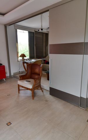 Casa de condomínio à venda com 336m², 4 quartos e 2 vagasSala 2