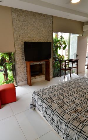 Casa de condomínio à venda com 336m², 4 quartos e 2 vagasQuarto 1  - Suíte