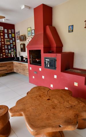 Casa de condomínio à venda com 336m², 4 quartos e 2 vagasVaranda gourmet