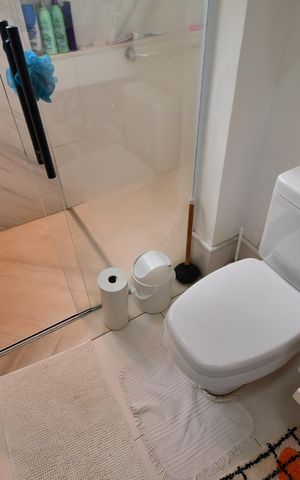 Casa de condomínio à venda com 336m², 4 quartos e 2 vagasBanheiro