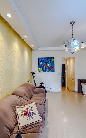Casa de condomínio à venda com 250m², 3 quartos e 4 vagasSala