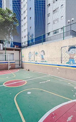 Casa de condomínio à venda com 250m², 3 quartos e 4 vagasQuadra Esportiva