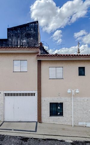Casa de condomínio à venda com 250m², 3 quartos e 4 vagasVista do Quarto 1