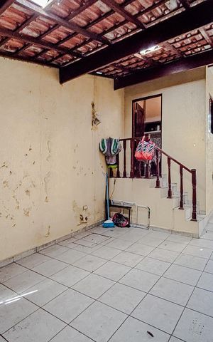 Casa de condomínio à venda com 250m², 3 quartos e 4 vagasGaragem