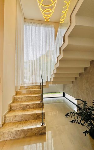 Casa de condomínio para alugar com 320m², 4 quartos e 4 vagas