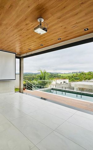 Casa de condomínio para alugar com 320m², 4 quartos e 4 vagas