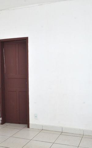 Casa para alugar com 30m², 2 quartos e sem vaga Casa para alugar com 30m², 2 quartos e sem vagaSala