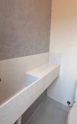 Casa de condomínio para alugar com 200m², 4 quartos e 3 vagasBanheiro Externo